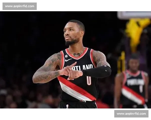 每一步都在靠近赛场！利拉德康复视频藏着不屈韧性